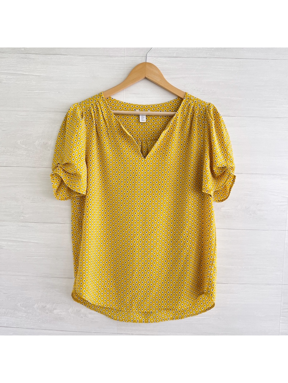 Carolina Belle Montreal Yellow Geometric V Neck Ruched Sleeve Blouse Top M